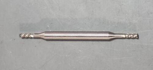 DESCRIPTION: (1) DE COBALT SQ END MILL BRAND/MODEL: VC 01873066 SIZE: 3/32" DIA 9/32" LOC QTY: 1