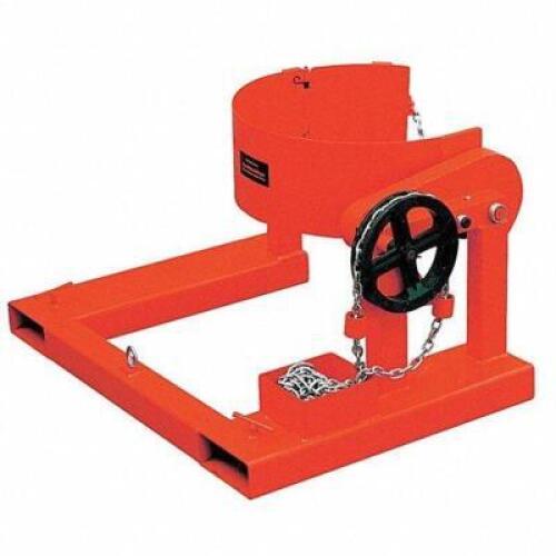 DESCRIPTION: (1) 55 GAL DRUM LIFTER BRAND/MODEL: DAYTON #21VG49 INFORMATION: 800 LB LOAD CAPACITY RETAIL$: $986.91 SIZE: 16-1/4X38-1/2X26-3/8 QTY: 1