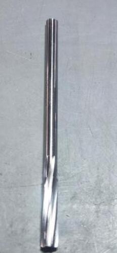 DESCRIPTION: (3) HSS SPIRAL FLUTE CHUCKING REAMERS BRAND/MODEL: MADE IN USA 420058 SIZE: .1535" DIA .4990" RETAIL$: $34.45 QTY: 3