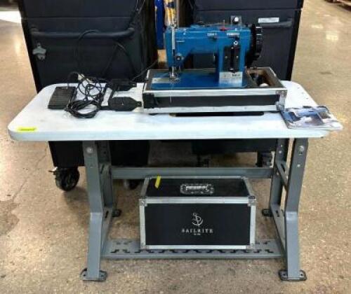 ULTRAFEED ZIGZAG AND STRAIGHT STITCH SEWING MACHINE TABLE