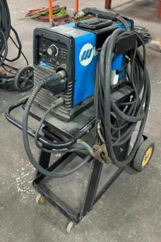 SPECTRUM 875 DC PLASMA CUTTER ON CART