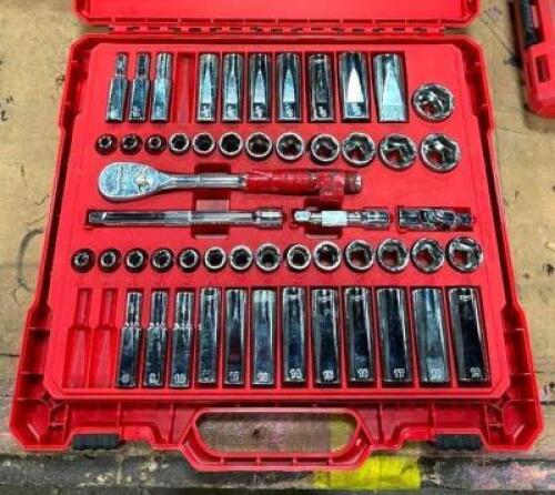 3/8" DRIVE SOCKET SET (SAE/METRIC)