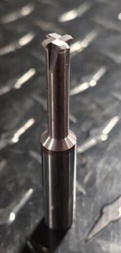 DESCRIPTION: (5) SINGLE FORM THREAD MILLS BRAND/MODEL: HARVEY TOOL 41460-C3 INFORMATION: 4 FLUTE, 60 DEGREE RETAIL$: $ 108.00 EACH SIZE: 3/8" QTY: 5