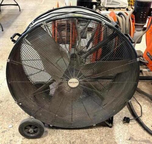 INDUSTRIAL AIR MOVER ON CASTERS