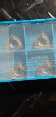 DESCRIPTION: (20) WCET12304N-DK CARBIDE MILLING INSERTS BRAND/MODEL: INGERSOLL 5100989 INFORMATION: TIALN FINISH RETAIL$: $ 24.53 PER INSERT QTY: 20