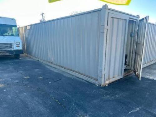 40' METAL SHIPPING CONTAINER.