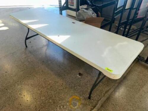 8' LIFETIME FOLDING TABLE