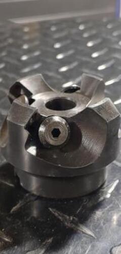 DESCRIPTION: (1) ARBOR MOUNTED FACE MILL BRAND/MODEL: TMX 6-923-002 INFORMATION: 4 FLUTE 45 DEG. LEAD ANGLE RETAIL$: $229.40 SIZE: 2.00" DIAM QTY: 1