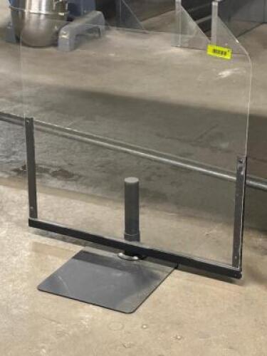 30" SNEEZE GUARD