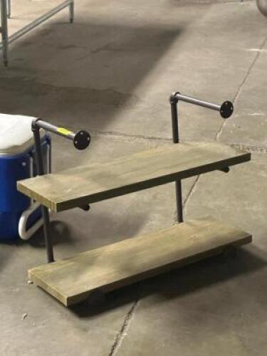 WALL MOUNTED SHELF