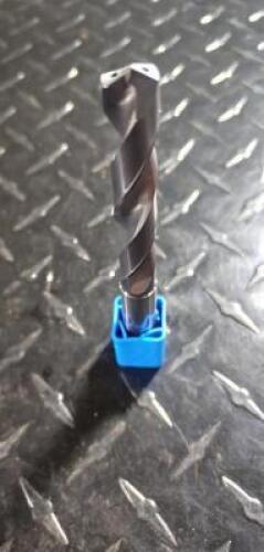 DESCRIPTION: (4) SOLID CARBIDE COOLANT FED DRILLS BRAND/MODEL: SECO SD205A-1120-12R1-P RETAIL$: $ 136.87 EACH SIZE: .402" CUTTING DIAM QTY: 4