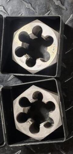 DESCRIPTION: (2) HSS 1-1/4"-7 UNC DIE BRAND/MODEL: VALUE COLLECTION 03919404 INFORMATION: RIGHT HAND THREAD, 2-3/16" HEX RETAIL$: $ 242.10 EACH SIZE: