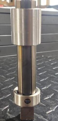 DESCRIPTION: (1) 4 FLUTE TAP EXTRACTOR BRAND/MODEL: WALTON 11124 INFORMATION: SQUARE SHANK RETAIL$: $82.65 SIZE: 1-1/8" QTY: 1