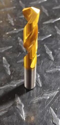 DESCRIPTION: (4) HSCO8 SCREW MACHINE DRILL BRAND/MODEL: YG1 D4146028 INFORMATION: 135 DEG. STUB DRILL RETAIL$: $ 23.60 EACH SIZE: 7/16 DIA QTY: 4