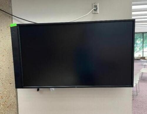 52 INCH COMMERCIAL 24/7 PROGRAMABLE SCREEN DISPLAY WITH ATTACHED SPEAKERS