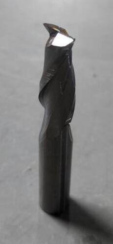 DESCRIPTION: (1) SOLID CARBIDE SQ END MILL BRAND/MODEL: MONSTER 204-001170 SIZE: 3/8" 1" LOC RETAIL$: $23.64 QTY: 1