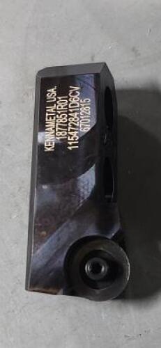 DESCRIPTION: (2) INDEXABLE INSERT CARTRIDGES BRAND/MODEL: KENNAMETAL 1877851 SIZE: 8.375" RETAIL$: $113.59 QTY: 2