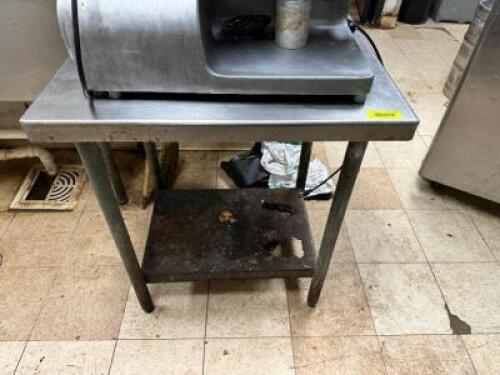 STAINLESS STEEL TABLE