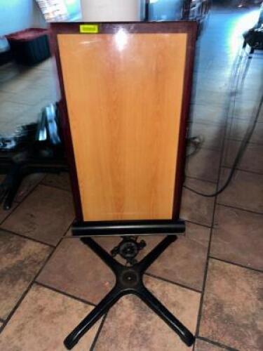 RECTANGULAR TABLE WITH LEGS