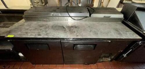 TRUE REFRIGERATED FOOD PREP TABLE