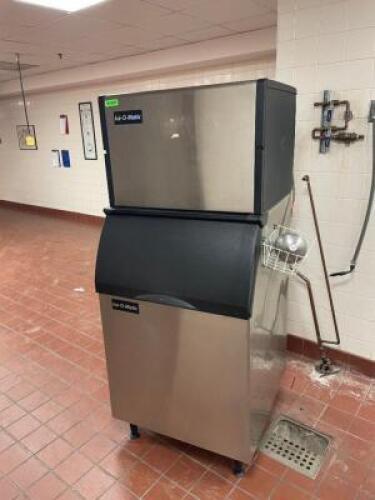 ICE O MATIC WATER COOLED ICE MACHINE