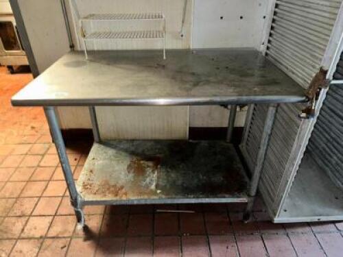 STAINLESS TABLE