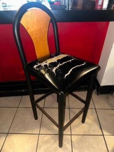 HEAVY DUTY 30" BAR STOOL W/ METAL FRAME, BLACK PADDED SEAT, AND WOOD BACK.