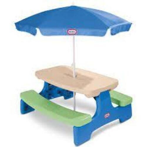 DESCRIPTION: (1) KIDS 4 PIECE RECTANGULAR OUTDOOR TABLE AND CHAIR SET WITH UMBRELLA BRAND/MODEL: LITTLE TIKES #629952MX1 RETAIL$: $121.99 SIZE: 19.75'