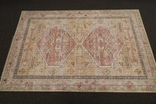 AREA RUG