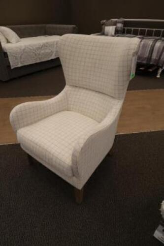 ACCENT CHAIR
