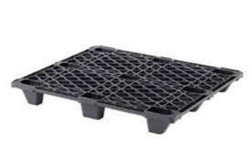 DESCRIPTION: (2) LIGHTWEIGHT PLASTIC PALLET BRAND/MODEL: SHUERT TECHNOLOGIES/BA50-100 INFORMATION: BLACK SIZE: 48"L X 40"W X 6.12"H RETAIL$: 72.50 EAC