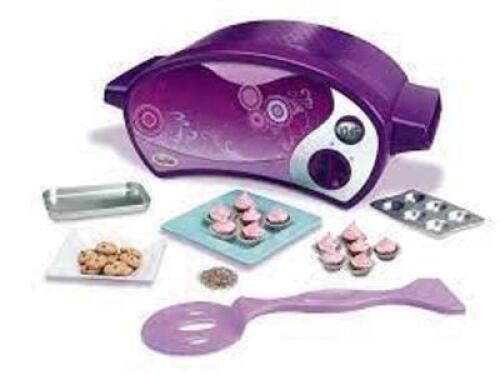 DESCRIPTION: (1) KIDS OVEN BRAND/MODEL: EASY BAKE RETAIL$: $44.97 EA QTY: 1