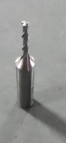 DESCRIPTION: (1) COBALT SQ END MILL BRAND/MODEL: HERTEL 84510288 SIZE: 1/8" DIA 3/4" LOC QTY: 1