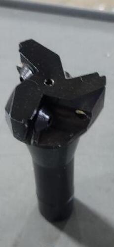 DESCRIPTION: (1) INDEXABLE SQ SHOULDER END MILL BRAND/MODEL: TMX 6-901-530 SIZE: 2" DIA R8 SHANK RETAIL$: $473.67 QTY: 1