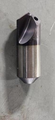 DESCRIPTION: (1) INDEXABLE INSERT DRILL BODY BRAND/MODEL: KOMET V95 10213 RETAIL$: $108.41 QTY: 1