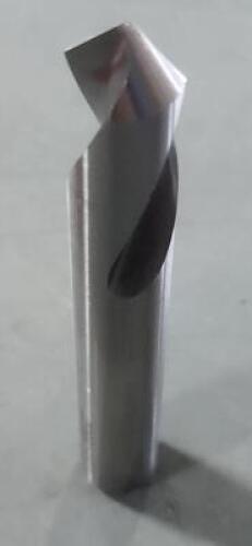 DESCRIPTION: (1) HSS SPOTTING DRILL BRAND/MODEL: KEO 32580 SIZE: 5/8" DIA 1-5/8" FL RETAIL$: $64.44 QTY: 1