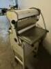 HEAVY DUTY COMMERCIAL BREAD SLICER - 9