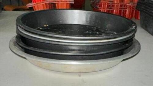 (5)- ASSORTED SIZED PIE PANS