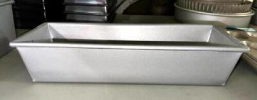 (5)- LOAF PANS