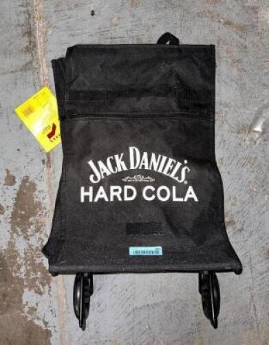 JACK DANIELS HARD COLA ROLL AROUND BAG
