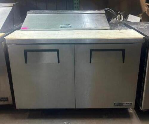 48" 2 DOOR REACH IN SANDWICH PREP COOLER WITH CUTTING BOARD