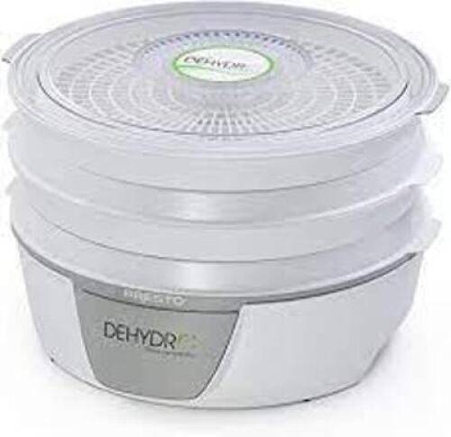 DESCRIPTION: (1) ELECTRIC FOOD DEHYDRATOR BRAND/MODEL: PRESTO #06300 INFORMATION: WHITE RETAIL$: $39.82 SIZE: 14.5 X 15 X 6.25 QTY: 1
