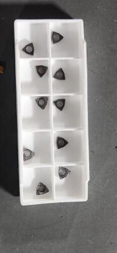 DESCRIPTION: (10) WCMT020104 CERMET TURNING INSERTS BRAND/MODEL: VC 01907757 RETAIL$: $120.20 QTY: 10