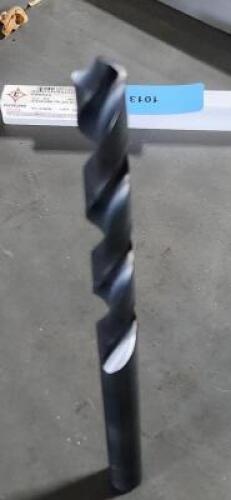 DESCRIPTION: (1) HSS TAPER LENGTH DRILL BIT BRAND/MODEL: CLEVELAND 63727366 SIZE: 9/16" DIA RETAIL$: $65.01 QTY: 1