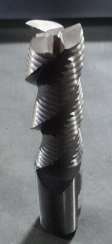 DESCRIPTION: (1) COBALT ROUGHING END MIL BRAND/MODEL: VC 01898675 SIZE: 1" DIA 3" LOC RETAIL$: $62.96 QTY: 1