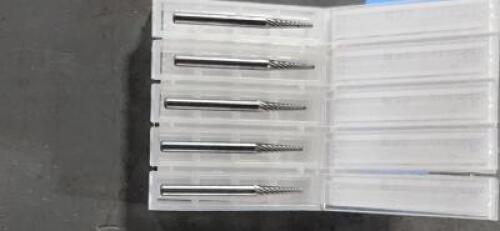DESCRIPTION: (7) SL-42 TAPPER BUR BRAND/MODEL: SGS PRO 15425 SIZE: 1/8" SD RETAIL$: $63.49 QTY: 7