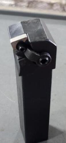 DESCRIPTION: (1) MSKNR-4D INDEXABLE TURNING TOOL HOLDER BRAND/MODEL: DORIAN 73310150456 SIZE: 1" SQ SHANK RETAIL$: $115.29 QTY: 1