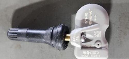 DESCRIPTION: (4) 433 mhzTPMS SENSORS BRAND/MODEL: DVT-P4332 RETAIL$: $ 32.45 EA QTY: 4