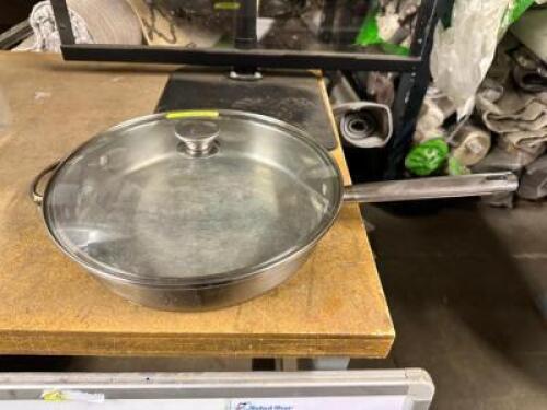 12" SAUCEPAN W/ LID