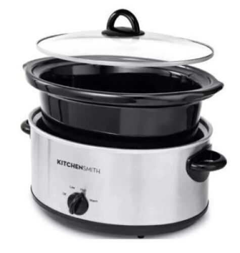 DESCRIPTION: (1) SLOW COOKER BRAND/MODEL: CROCK POT INFORMATION: BLACK SIZE: 4.5 QT RETAIL$: $74.00 EA QTY: 1